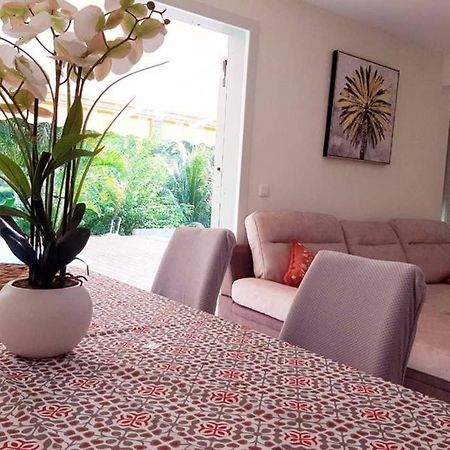 Les Orchidees Apartment Petit-Bourg Bagian luar foto