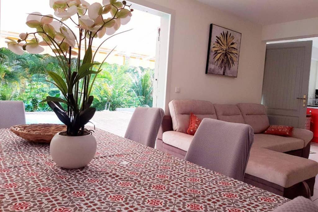 Les Orchidees Apartment Petit-Bourg Bagian luar foto